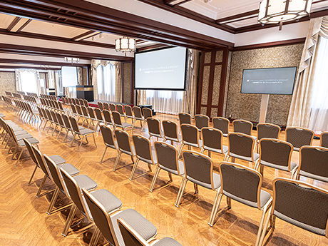 シアター形式のイメージ